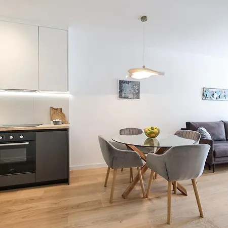 Brand New Close To Beach!+free Parking Apartment Zadar