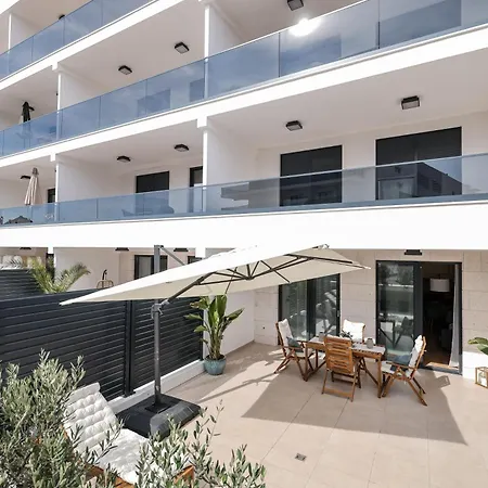 Apartment Brand New Close To Beach!+free Parking Zadar